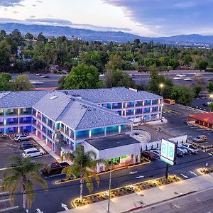 818 Hotel + Pool, Ascend Hotel Collection By Choice